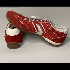 Geox Women’s Red Respira Sneaker Size 9